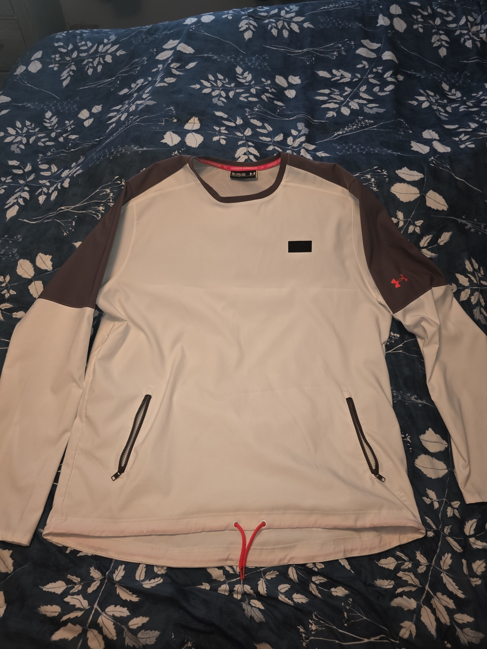 Under Armour White and Gray Long Sleeve Pullover Jacket